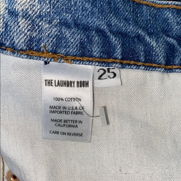 👖The Laundry Room Smiley Face Jean Shorts Size 25 - Picture 5 of 7